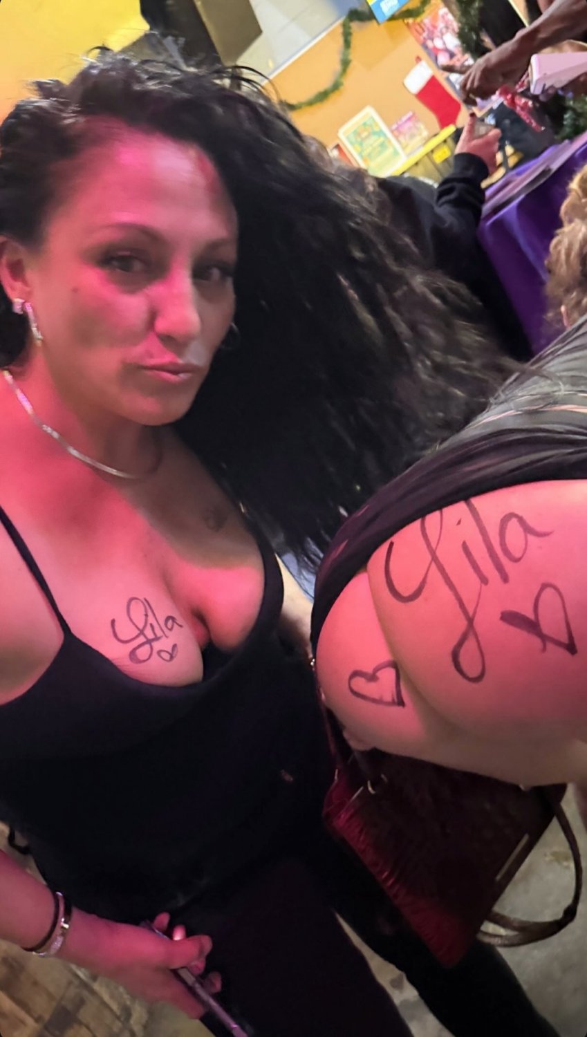 Random chicks #RAMUoOJZ